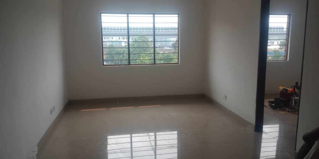 GOOD DEALS Flat Gugusan Seroja, Kota Damansara - photo 2