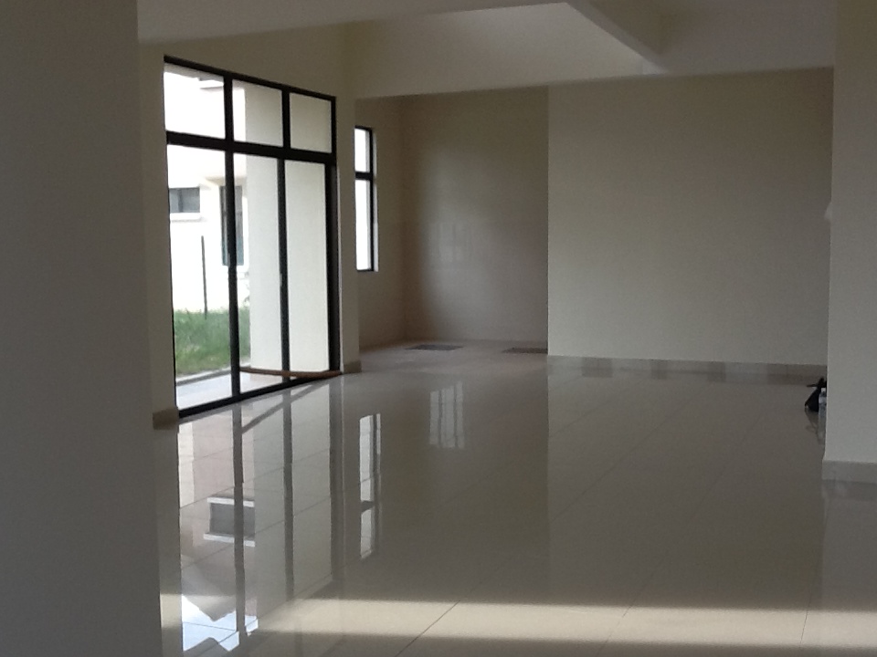 2 Storey Semi D Saujana Utama - photo 1