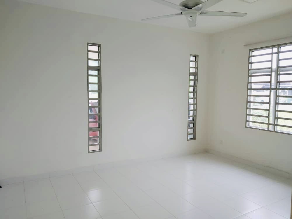 Single Sty Bungalow Bandar Tasik Senangin Lenggeng - photo 7