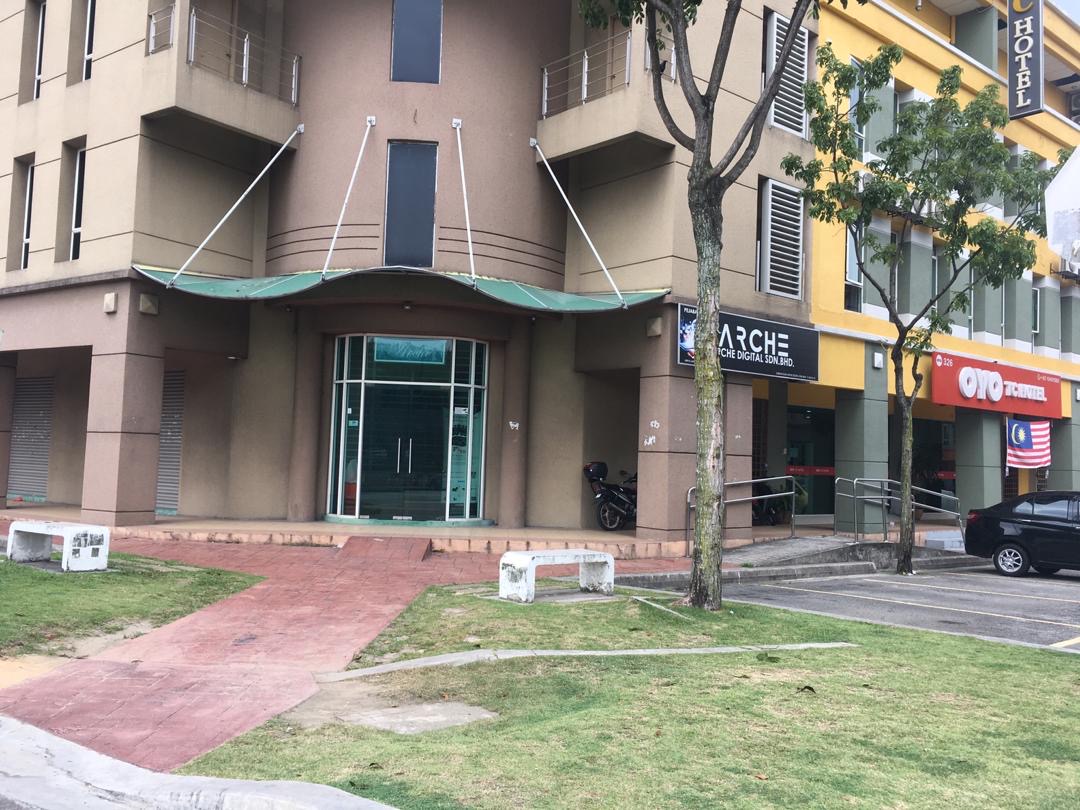 Ground Floor Shoplot The Strand Kota Damansara