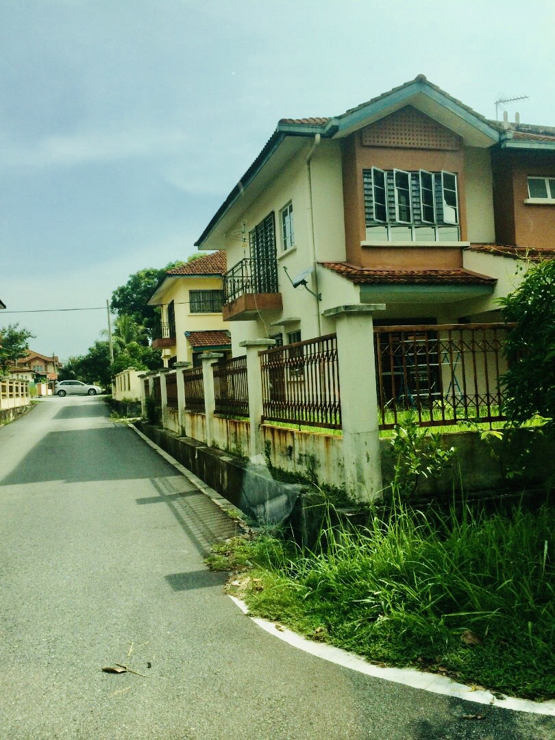 FREEHOLD DOUBLE STY END LOT DESA COALFIELDS - photo 2