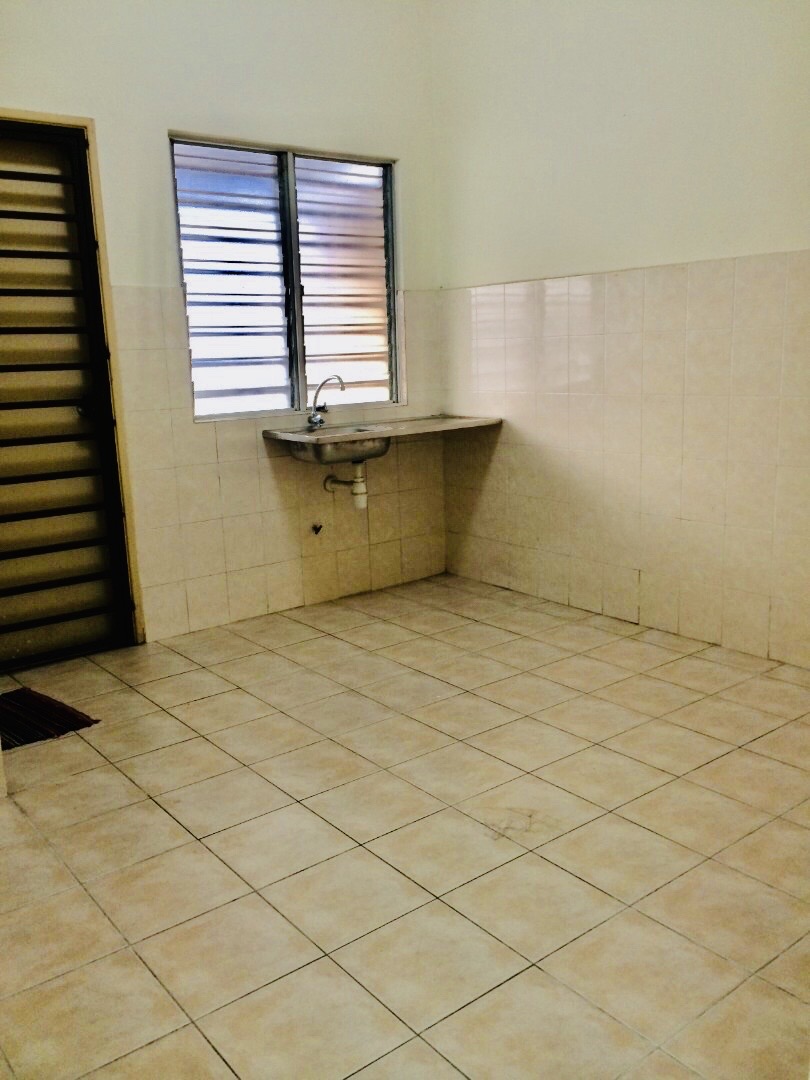 FREEHOLD DOUBLE STY END LOT DESA COALFIELDS - photo 7