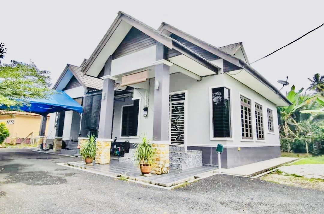 Single Storey Bungalow Tok Jiring Kuala Terengganu - photo 1