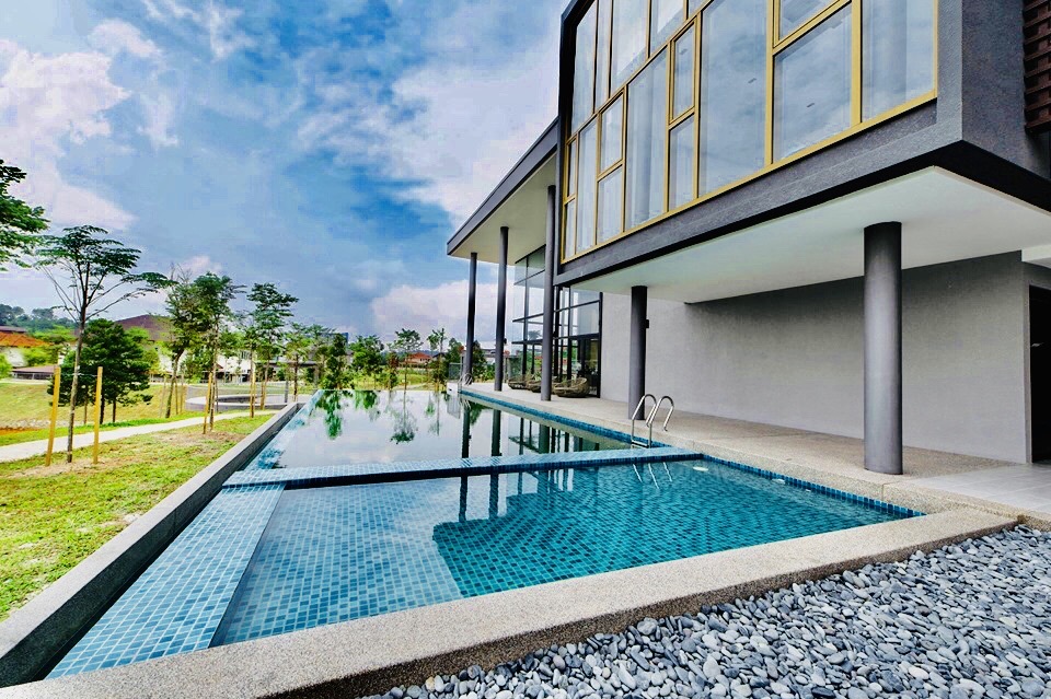 3 Storey Bungalow Lambaian Residence Bangi Kajang - photo 2