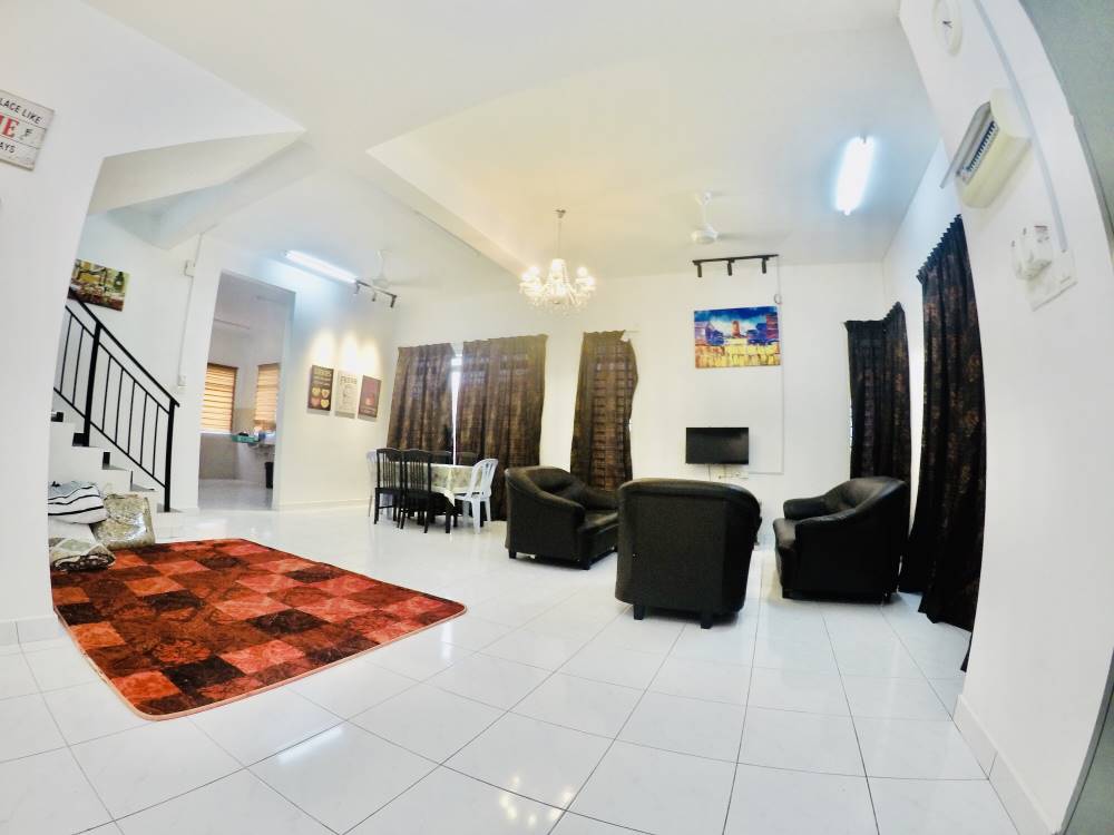 Fully furnished 2-storey End Lot House KLIA Sepang - photo 3