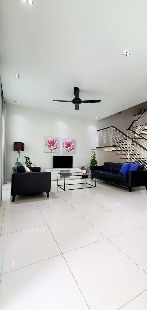 Double Storey Superlink House Denai Alam - photo 3