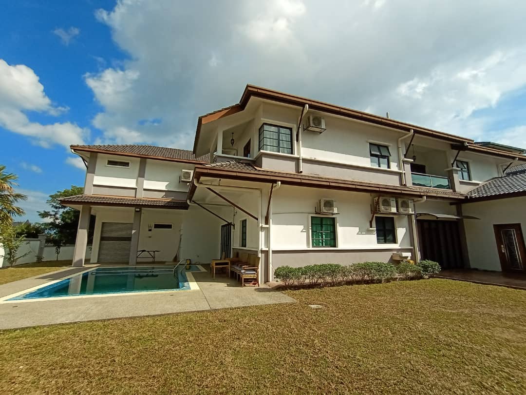 2-STOREY CORNER BUNGALOW HOUSE - photo 2