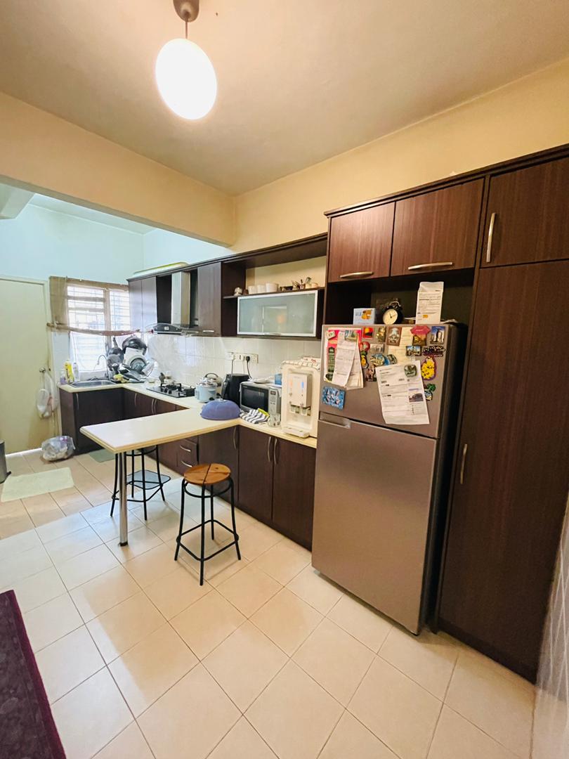 WELL MAINTAINED 2 Storey House Kota Damansara PJ - photo 3