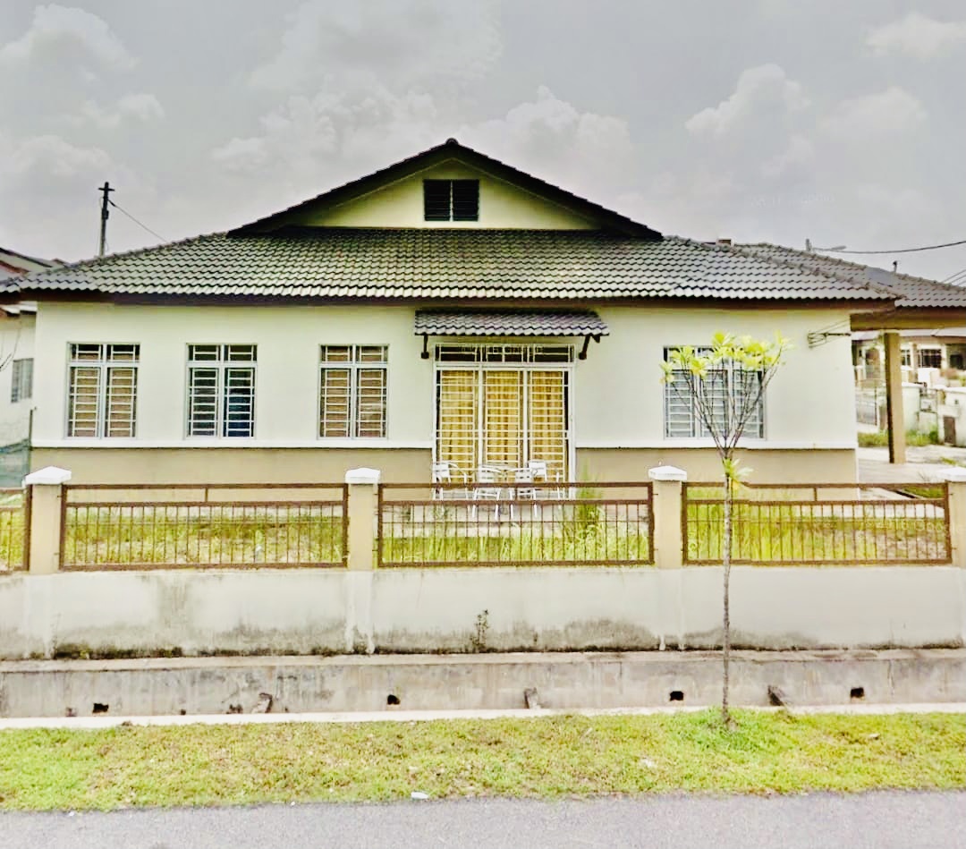 Single Storey Corner Taman Intan Baiduri Sepang
