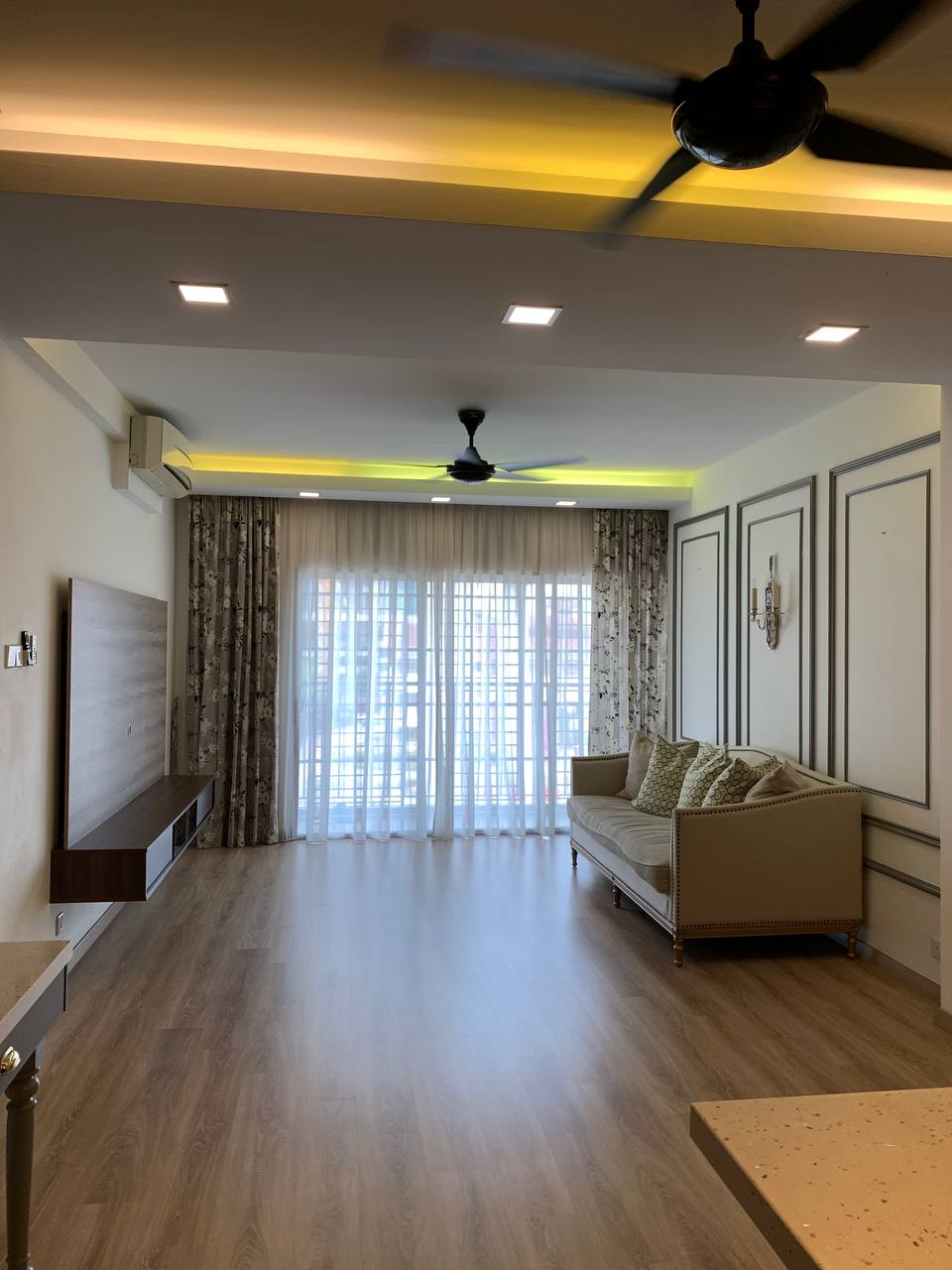 WELL MAINTAINED SURIA JELATEK RESIDENCE KL - photo 4