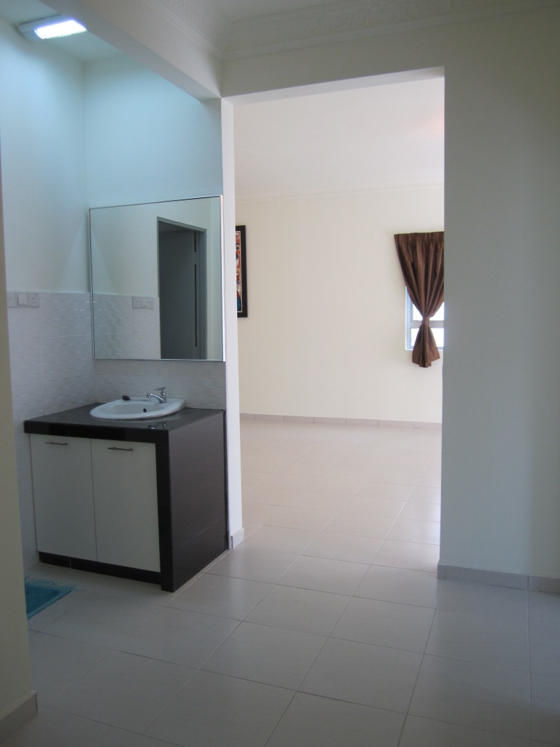 SURIA JELATEK RESIDENCE WALKING DISTANCE TO LRT - photo 11