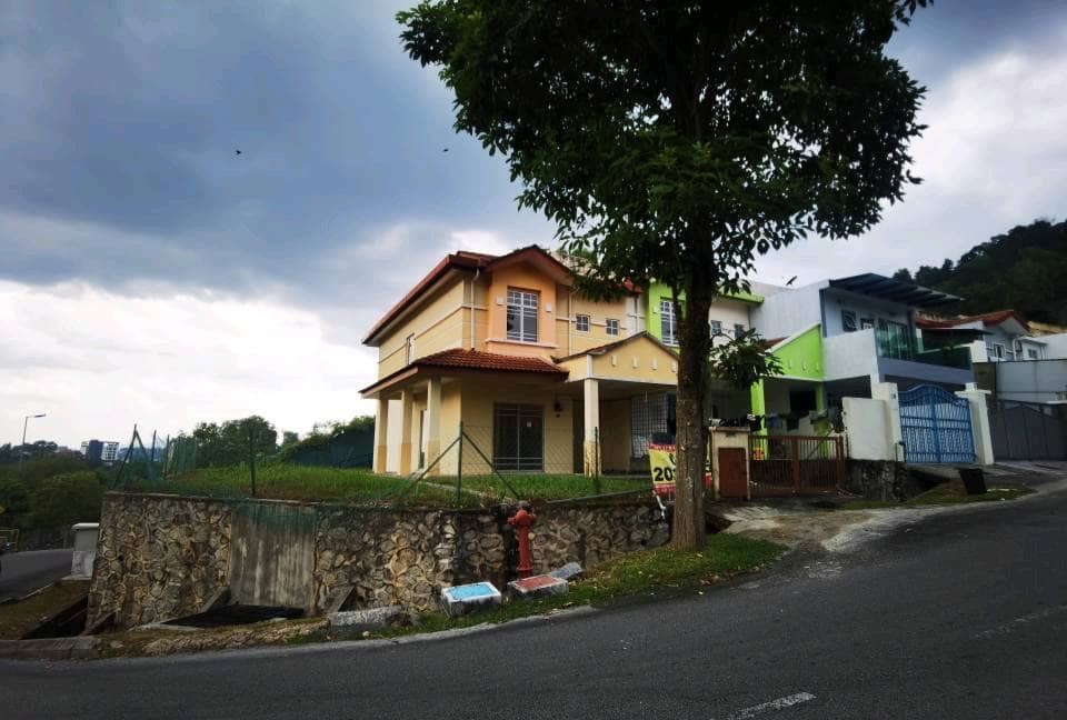 2 Storey Corner Lot House Ukay Bistari Ampang - photo 2