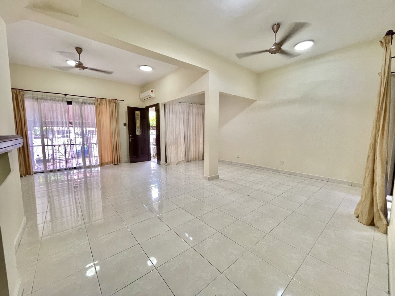 Double Storey Superlink Jalan Birai Bukit Jelutong - photo 2