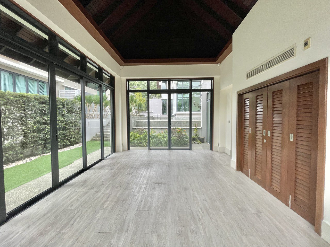 Bungalow Primo The Enclave, Bukit Jelutong - photo 4