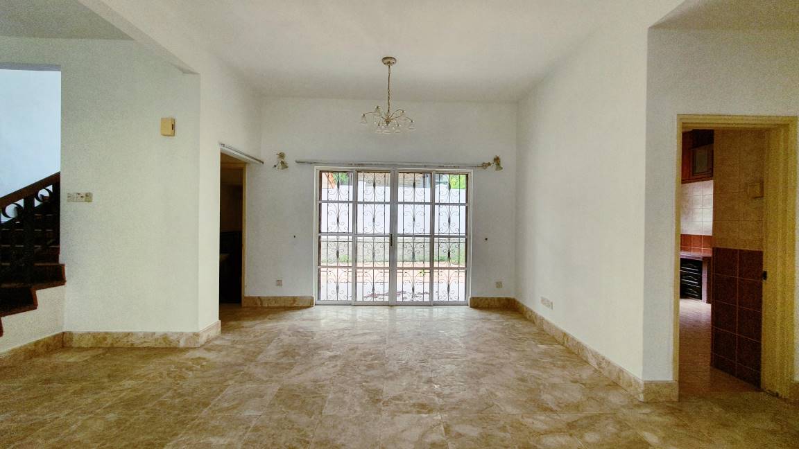 Corner Lot Bungalow Bidai Residence - photo 12
