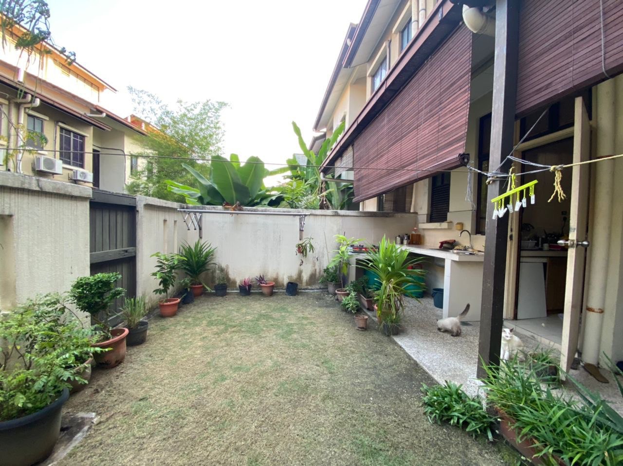 Double Storey Terrace Jalan Jeriji, Bukit Jelutong - photo 9