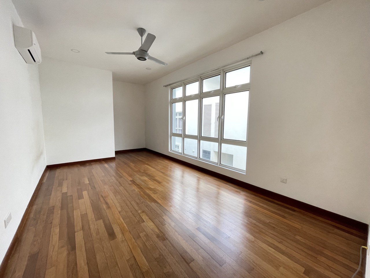 Bungalow Casa Idaman, Setia Wawasan - photo 7