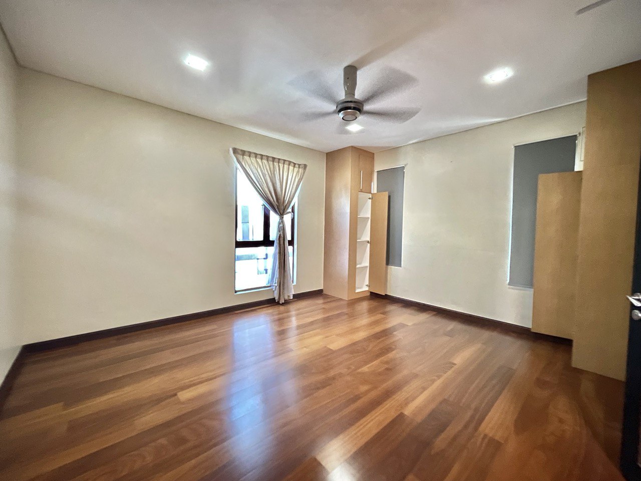 Bungalow Forte Jalan Titian Bukit Jelutong - photo 9