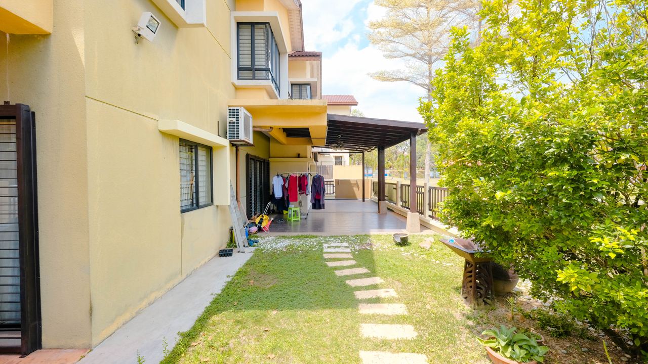 Double Storey Terrace Jalan Jeriji, Bukit Jelutong - photo 3