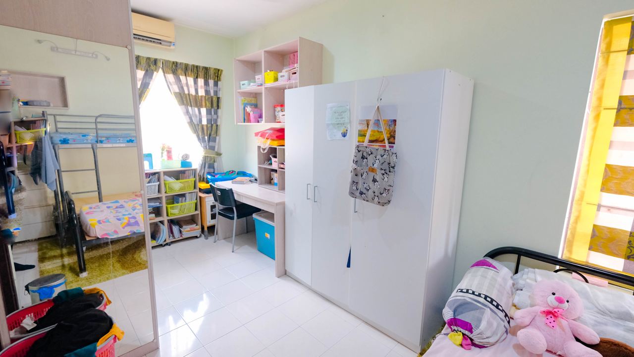 Double Storey Terrace Jalan Jeriji, Bukit Jelutong - photo 10