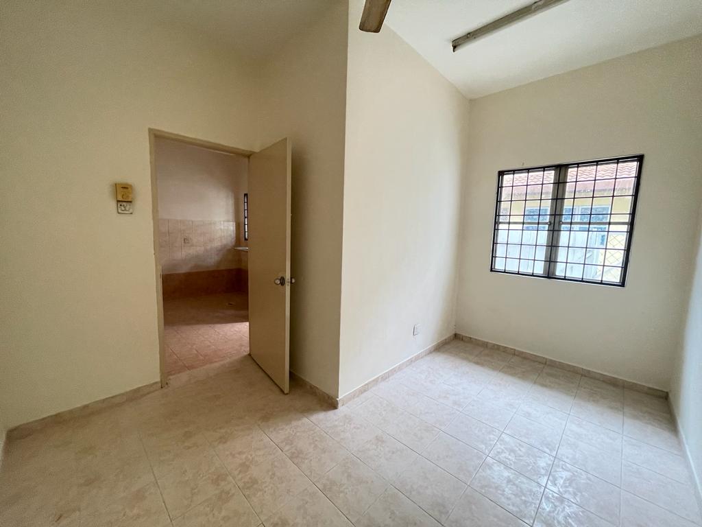 Double Storey Terrace Jalan Serambi Bukit Jelutong - photo 5