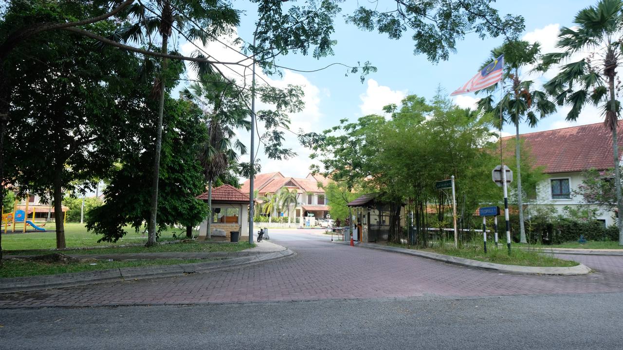 Corner Lot Superlink Tropika Bukit Jelutong - photo 9