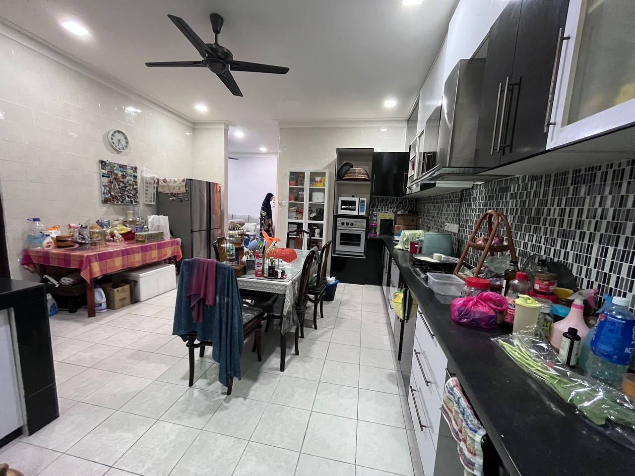 Tropika Residence 2 Jln Tiang Seri Bukit Jelutong - photo 13