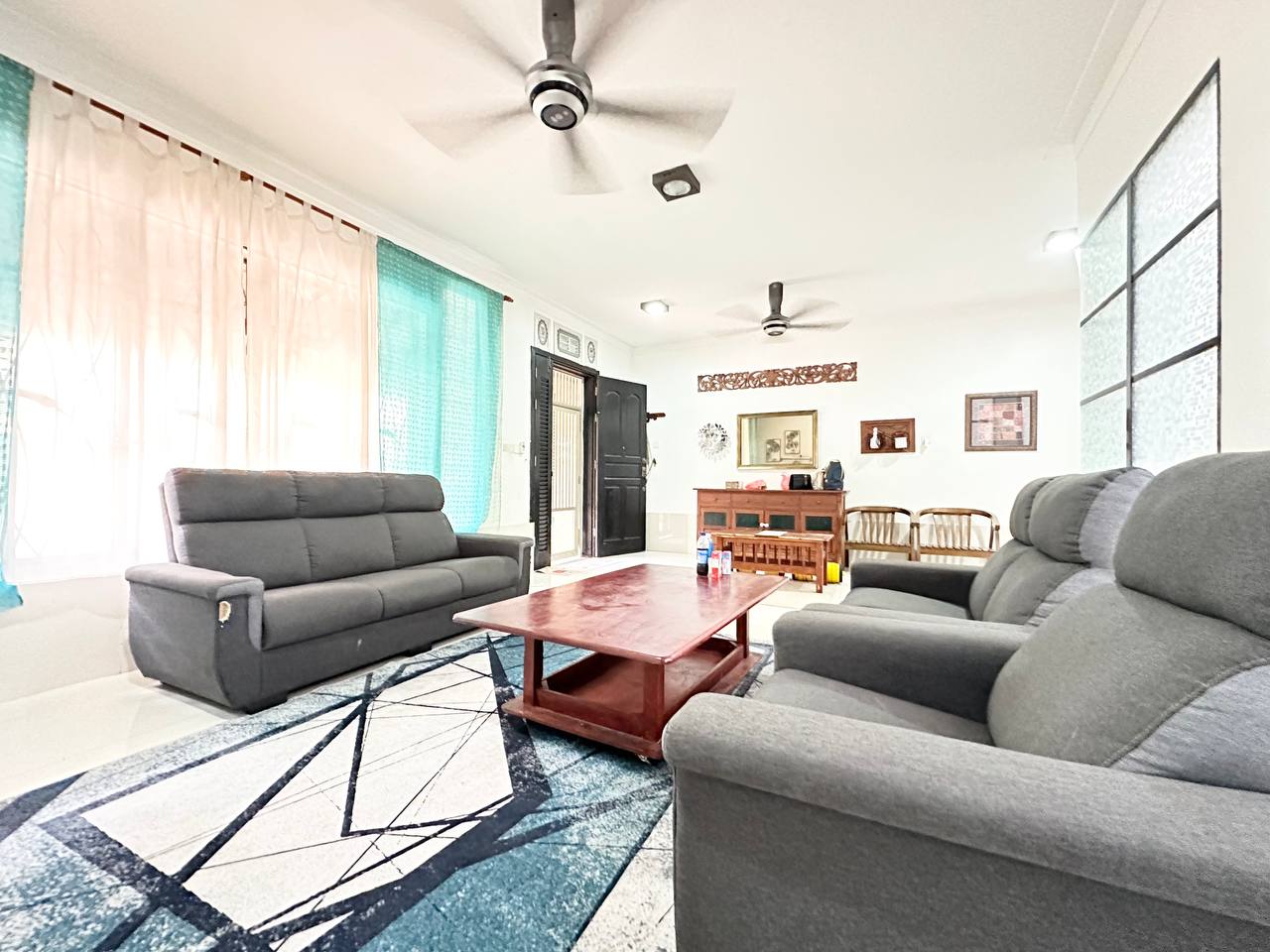 Tropika Residence 2 Jln Tiang Seri Bukit Jelutong - photo 6