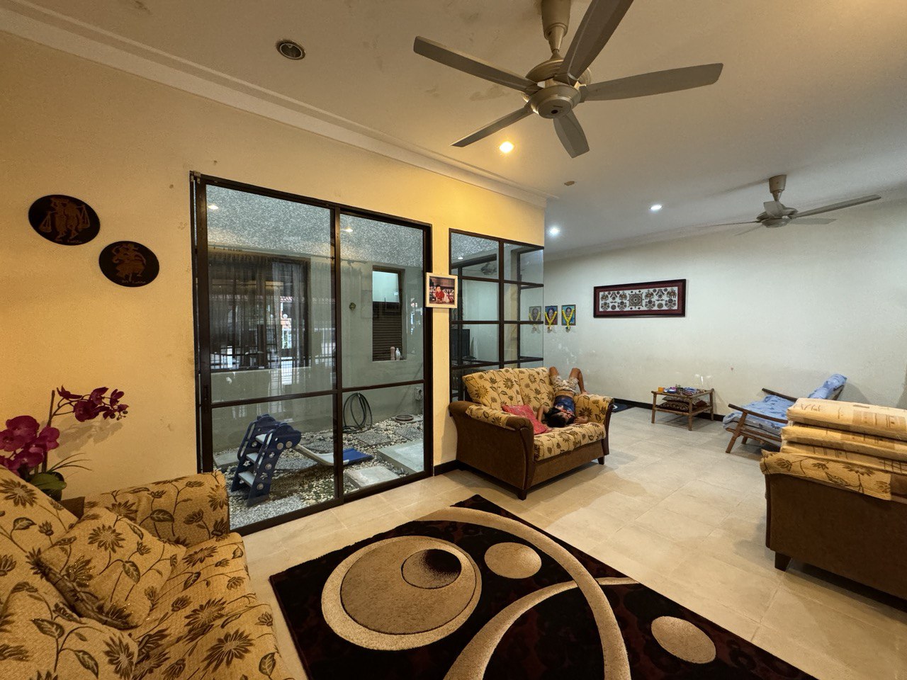 Tropika Residence 2 Jln Tiang Seri Bukit Jelutong - photo 2