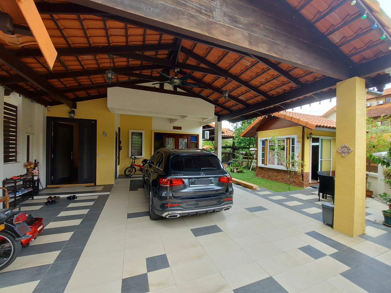 Corner Lot Lagenda Jalan Teratak Bukit Jelutong - photo 2