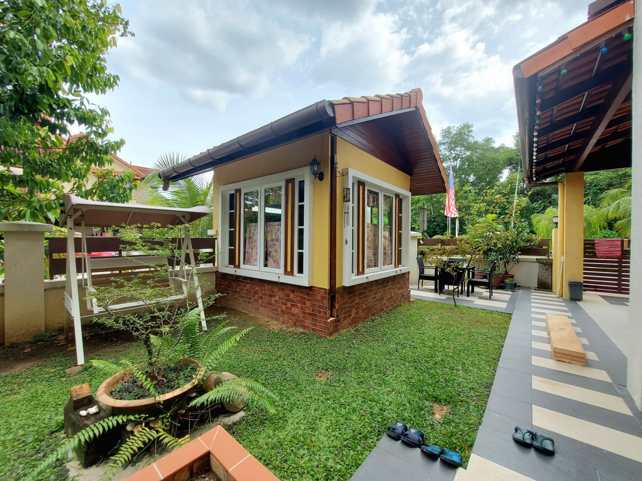 Corner Lot Lagenda Jalan Teratak Bukit Jelutong - photo 4
