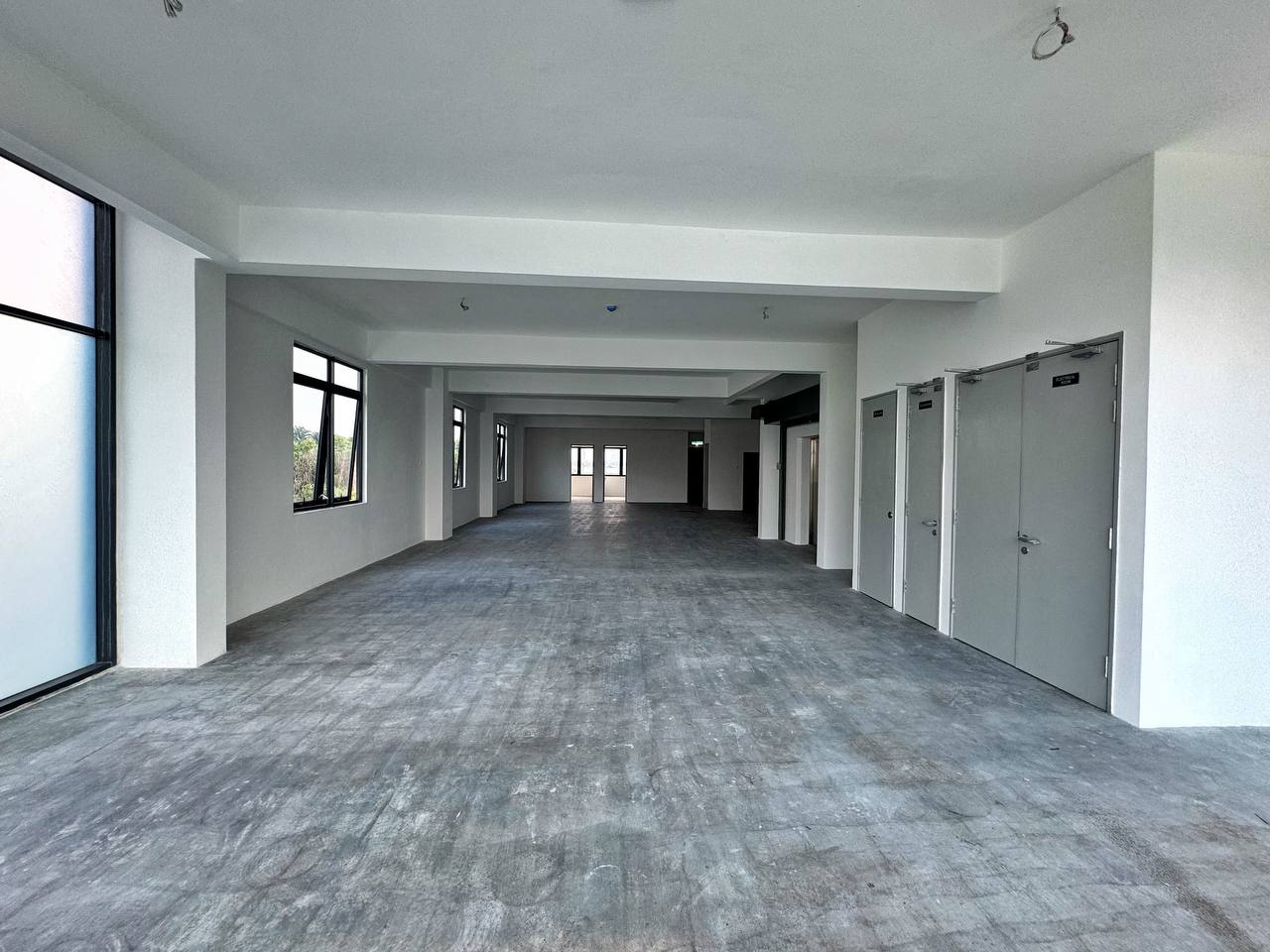 Semi-D Factory at Novus Business Park Hicom Glenm - photo 13
