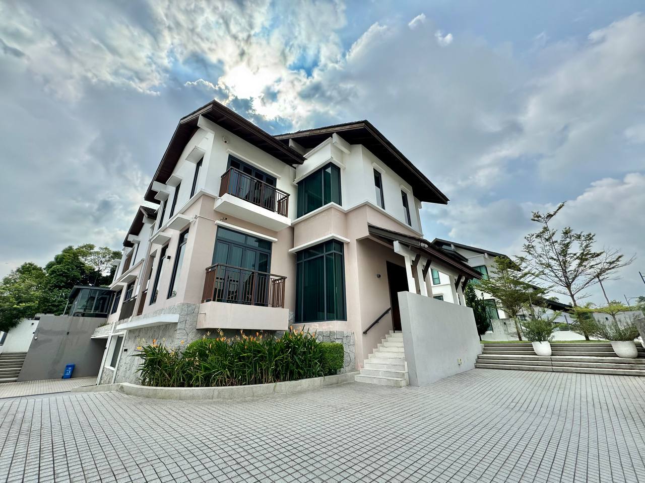 Bungalow Primo The Enclave, Bukit Jelutong - photo 2