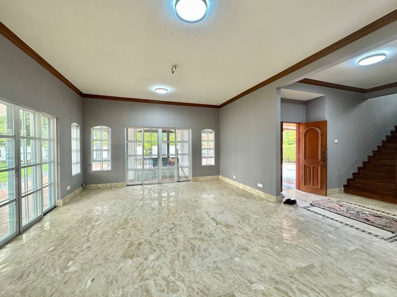Corner Lot Bungalow Bidai Residence - photo 4