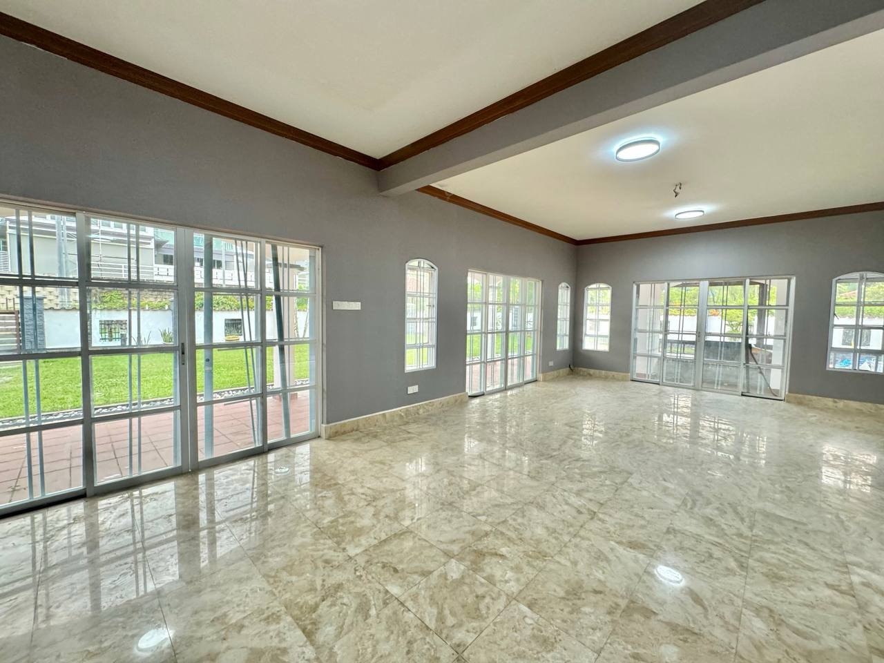 Corner Lot Bungalow Bidai Residence - photo 5