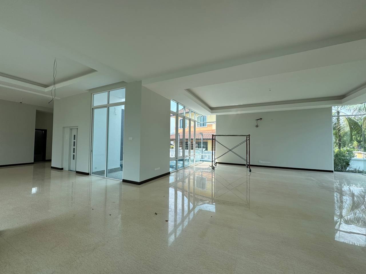 Bungalow Jalan Menara, Bukit Jelutong - photo 3