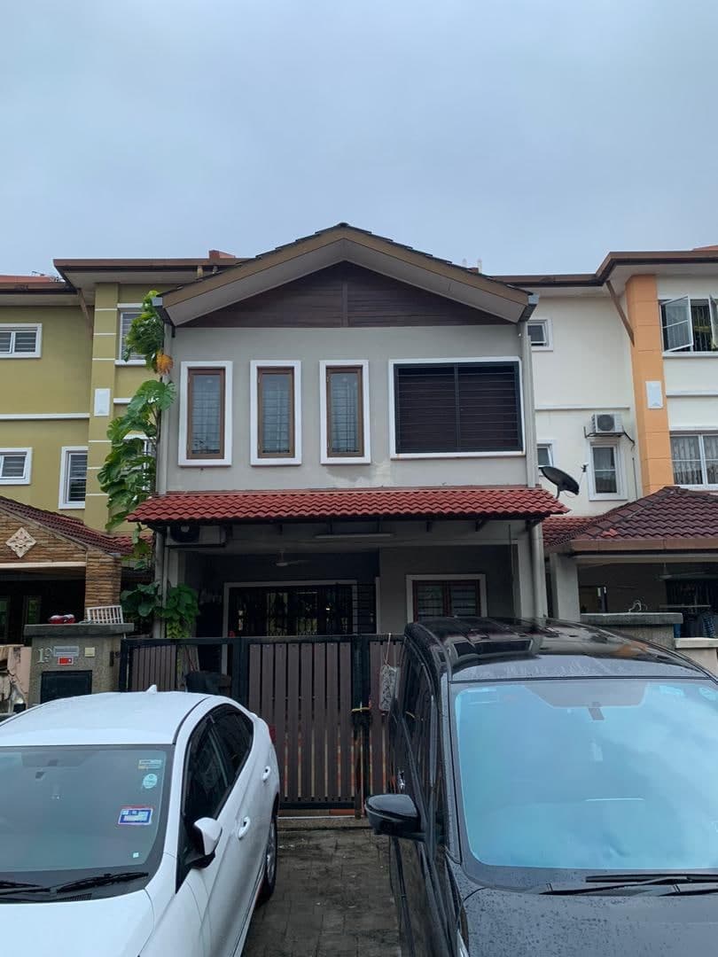 FULL RENO,3 STOREYS,ASTEROID U5 TAMAN SUBANG INTAN