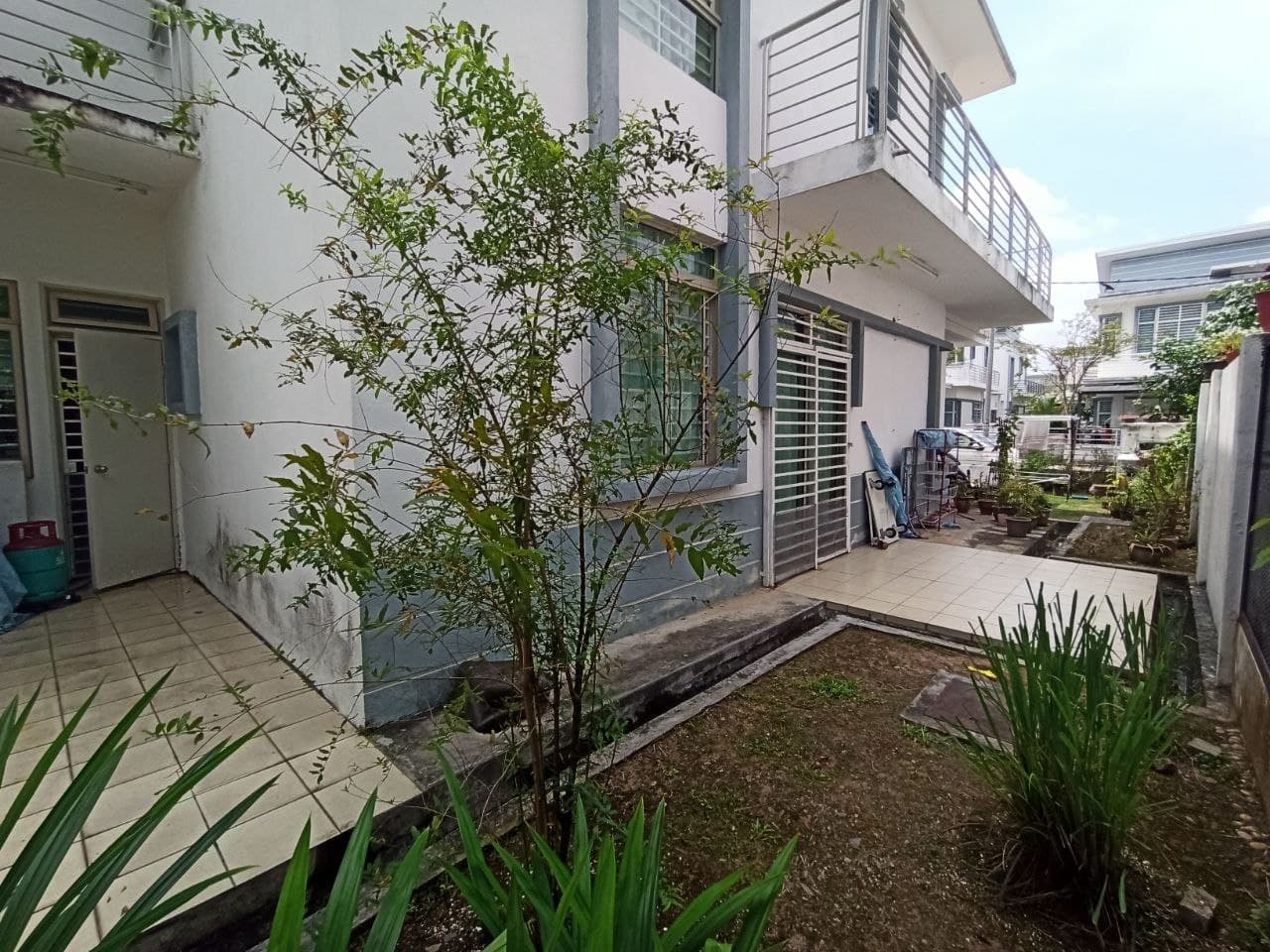 2 STOREY SEMI-D ROYAL IVORY,BANDAR SAUJANA PUTRA - photo 2