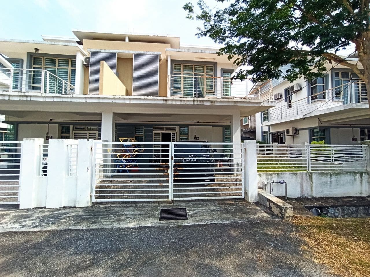 2 STOREY SEMI D ROYAL IVORY, BANDAR SAUJANA PUTRA
