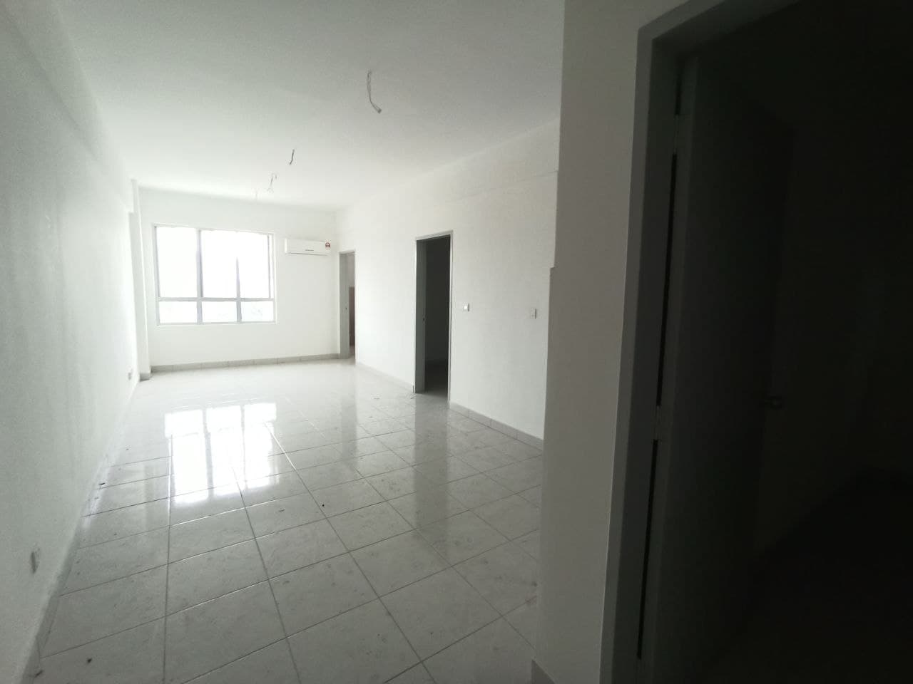 LOW DEPOSIT RESIDENCE 1, TIARA SOUTH SEMENYIH - photo 2