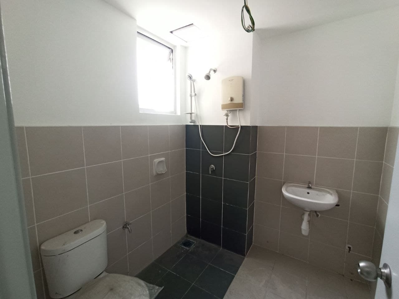 LOW DEPOSIT RESIDENCE 1, TIARA SOUTH SEMENYIH - photo 6