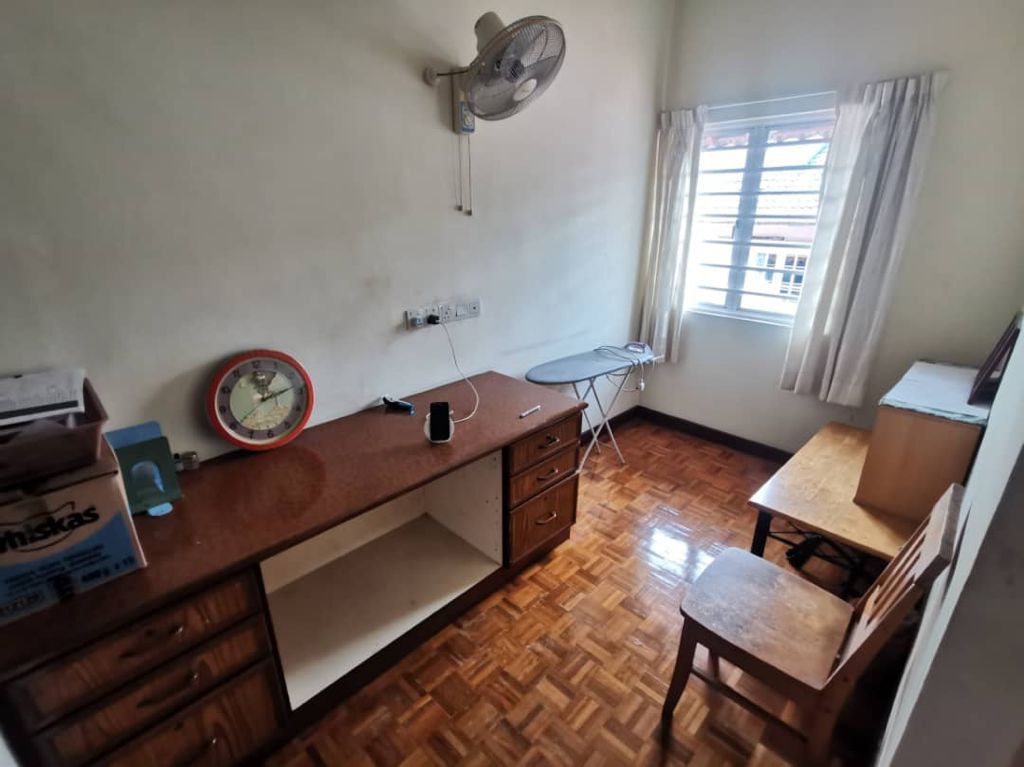 FULLY RENOVATED,DOUBLE STOREY, USJ 2,SUBANG JAYA - photo 3
