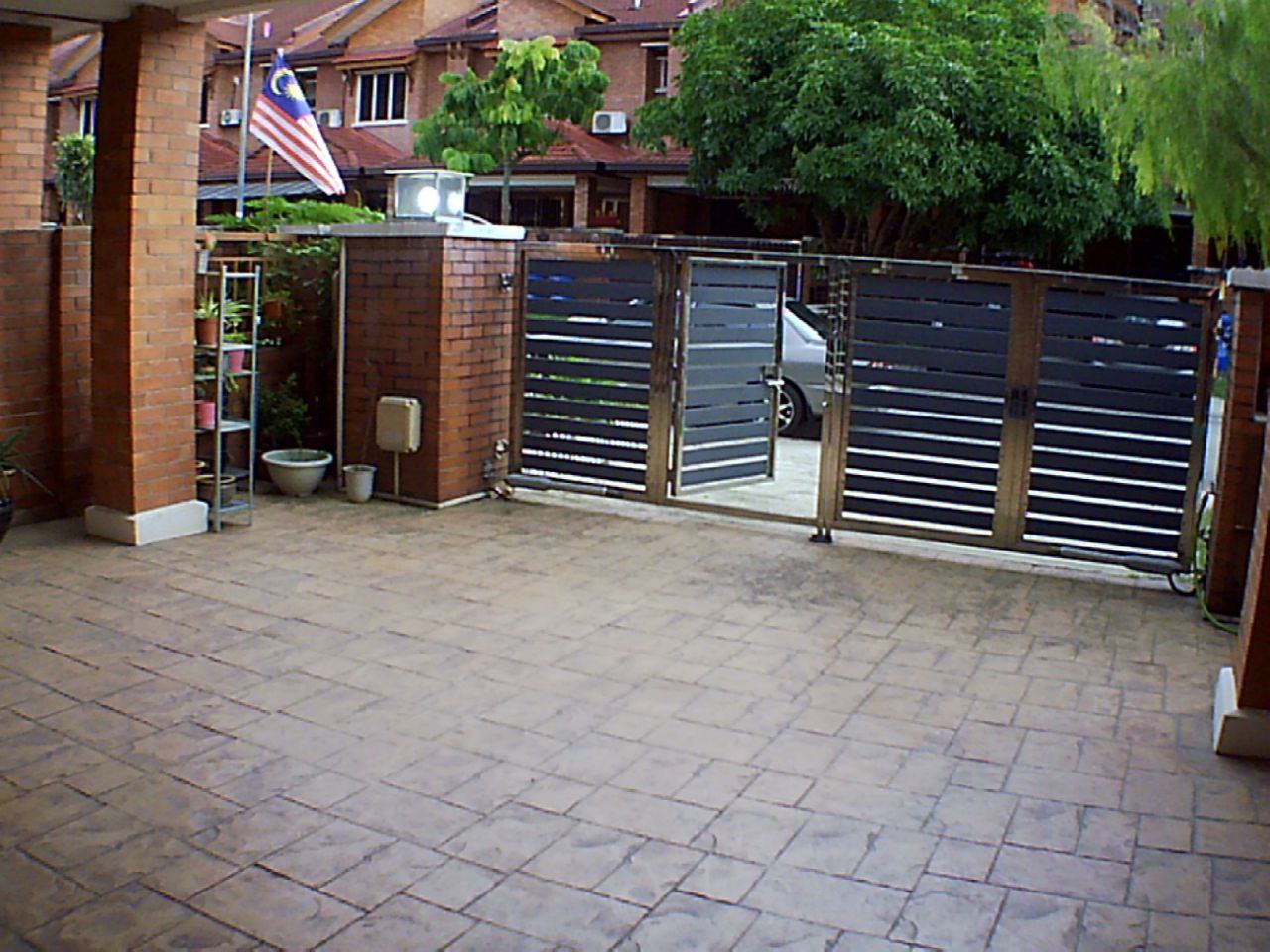 FULLY RENO,DOUBLE STOREY, ALAM BUDIMAN, SHAH ALAM - photo 3