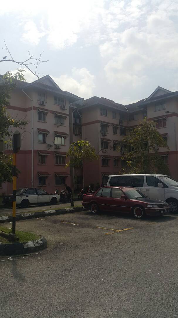 Pangsapuri Kiambang, Bukit Subang, Denai Alam - photo 5