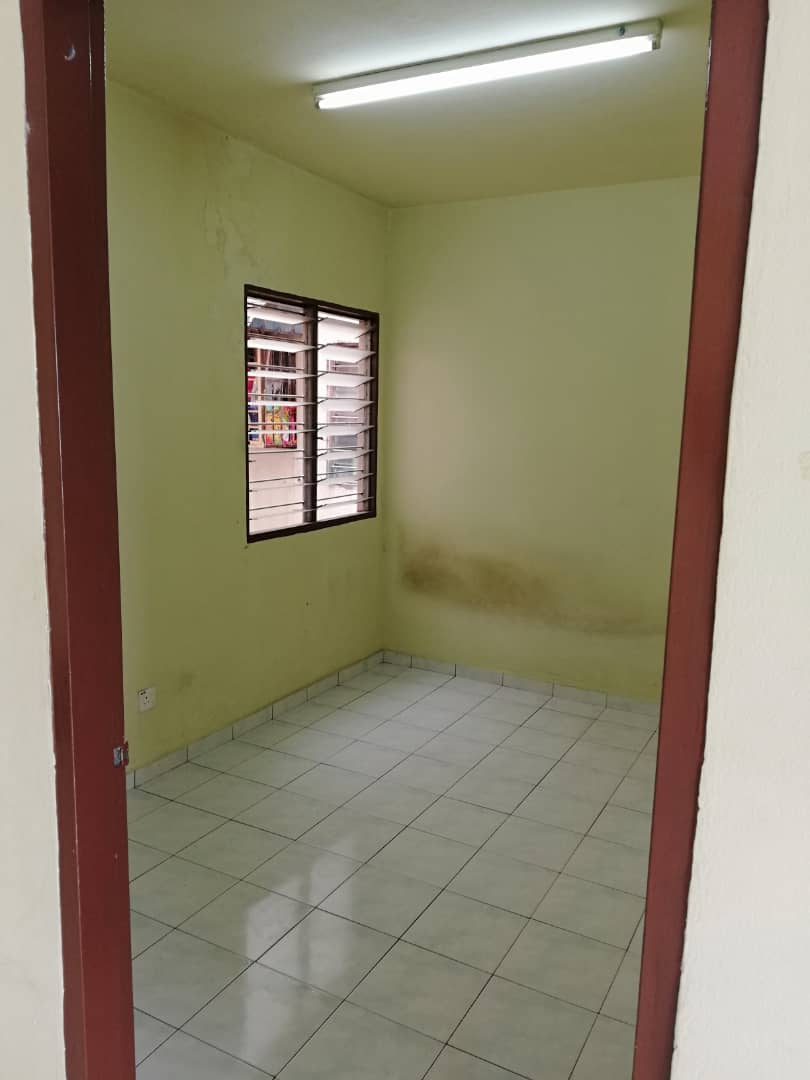 Pangsapuri Laksamana Jaya, Batu Caves, Selayang - photo 2
