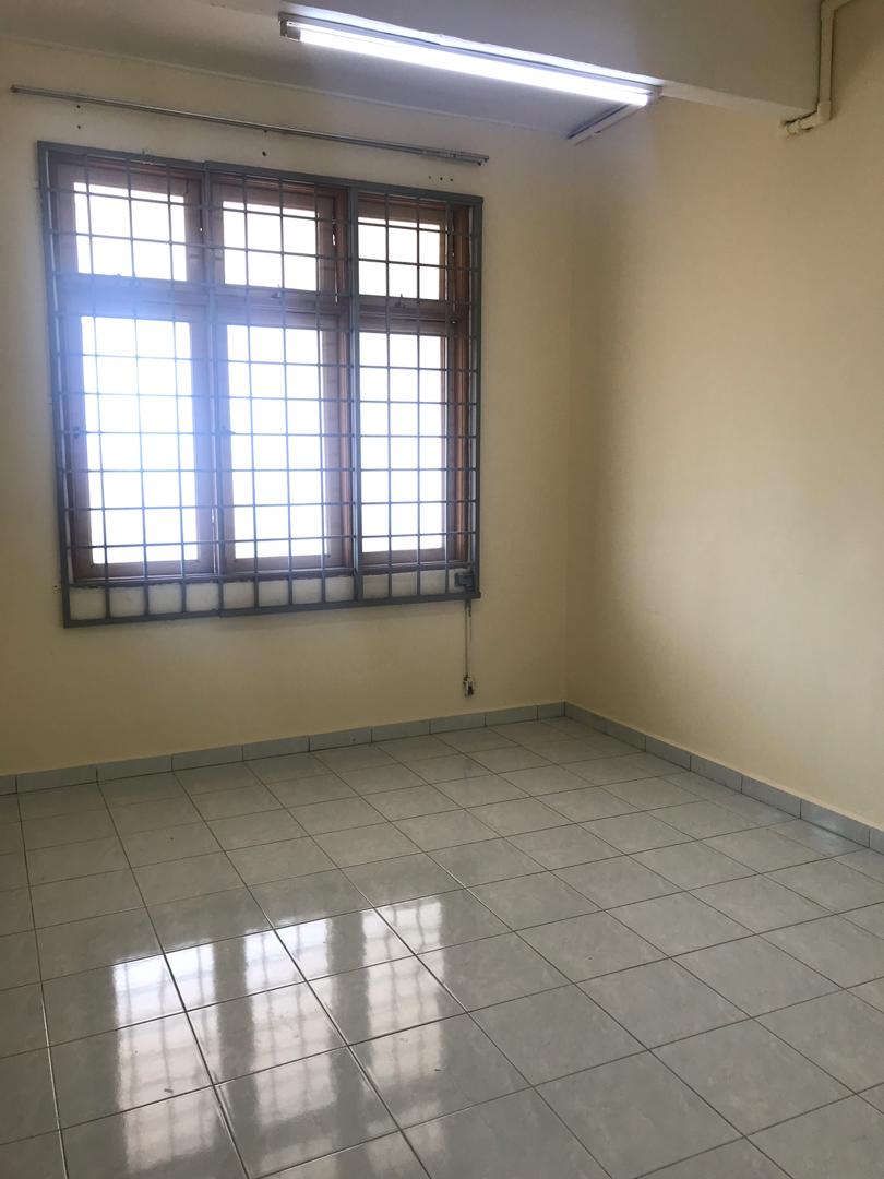 1 storey, Taman Peringgit Permai, Bandar Melaka - photo 2