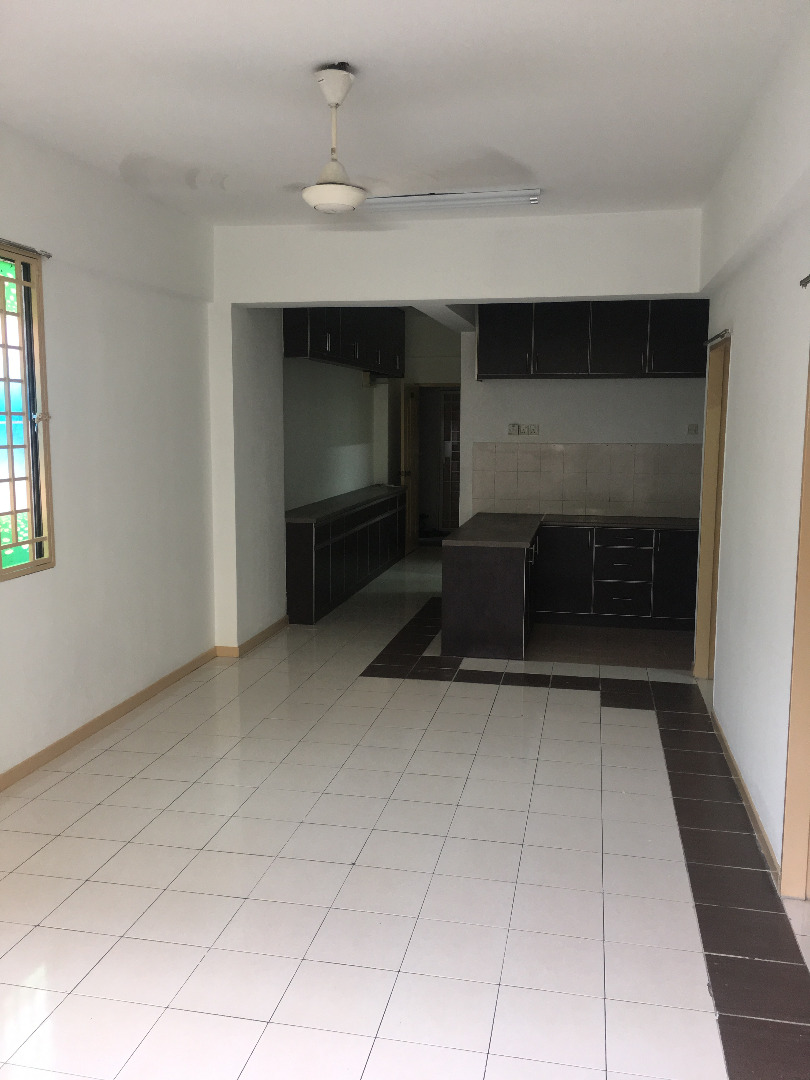Corner Unit, Jemerlang Apartment, Selayang Heights - photo 6