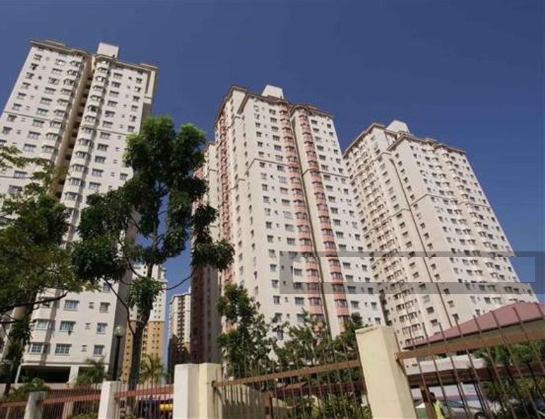 Apartment Mawar, Sentul, LRT Sentul Timur, KL - photo 2