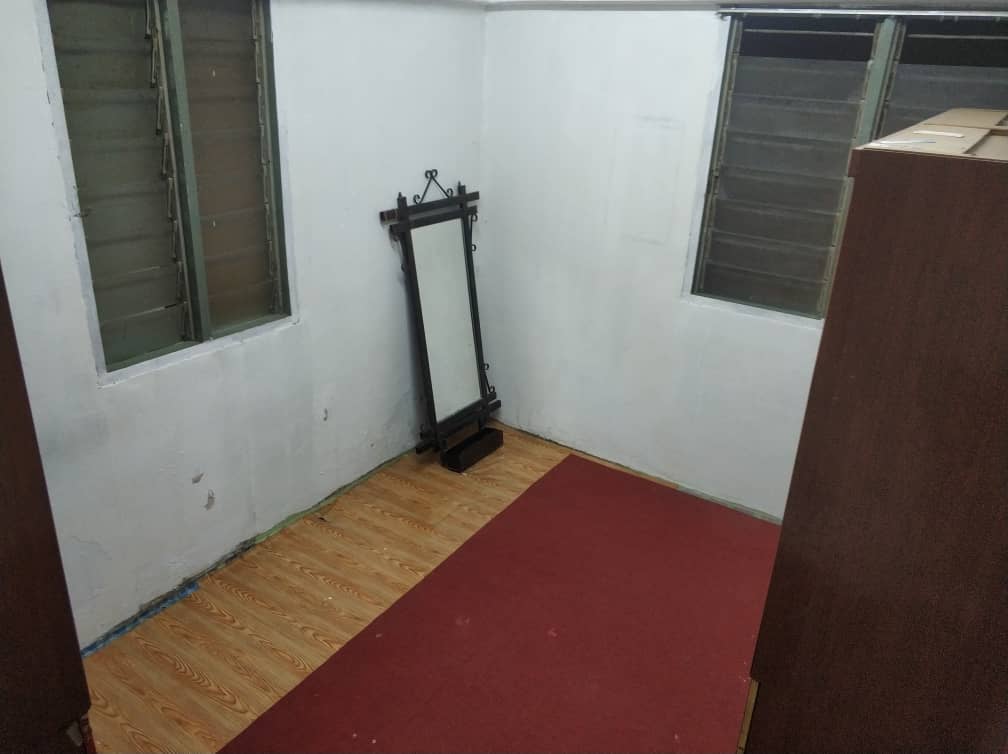 Flat Taman Wilayah Selayang,  Kuala Lumpur - photo 2