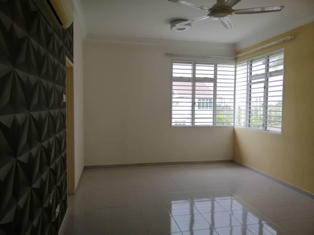 Duplex Townhouse Alam Sanctuary Seri Kembangan - photo 2